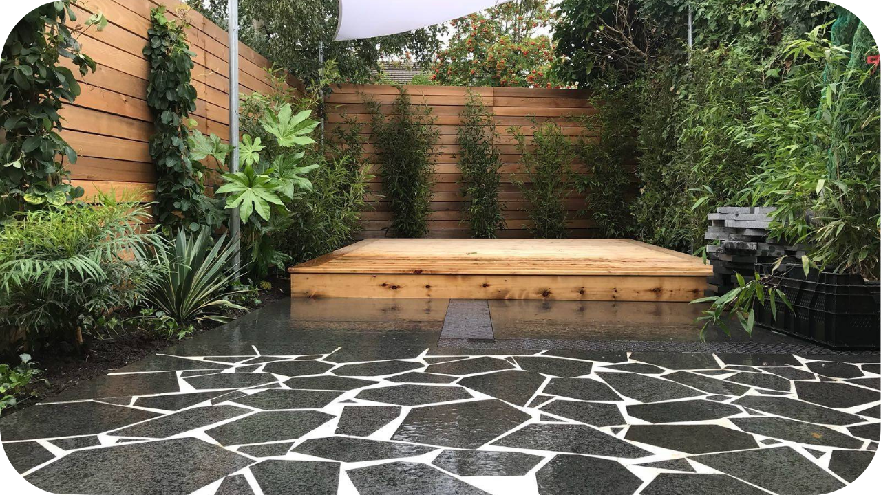 Crazy Paving for Courtyards: Tips for Achieving a Seamless Layout