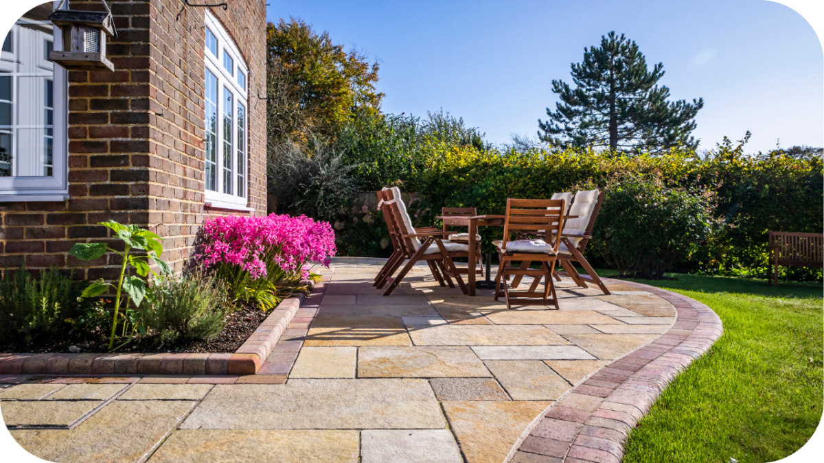 How to Use Border Paving Stones in Your Landscaping